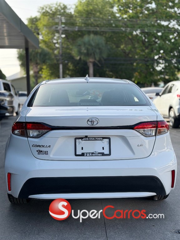 2021 Toyota Corolla LE — foto 7 / 12