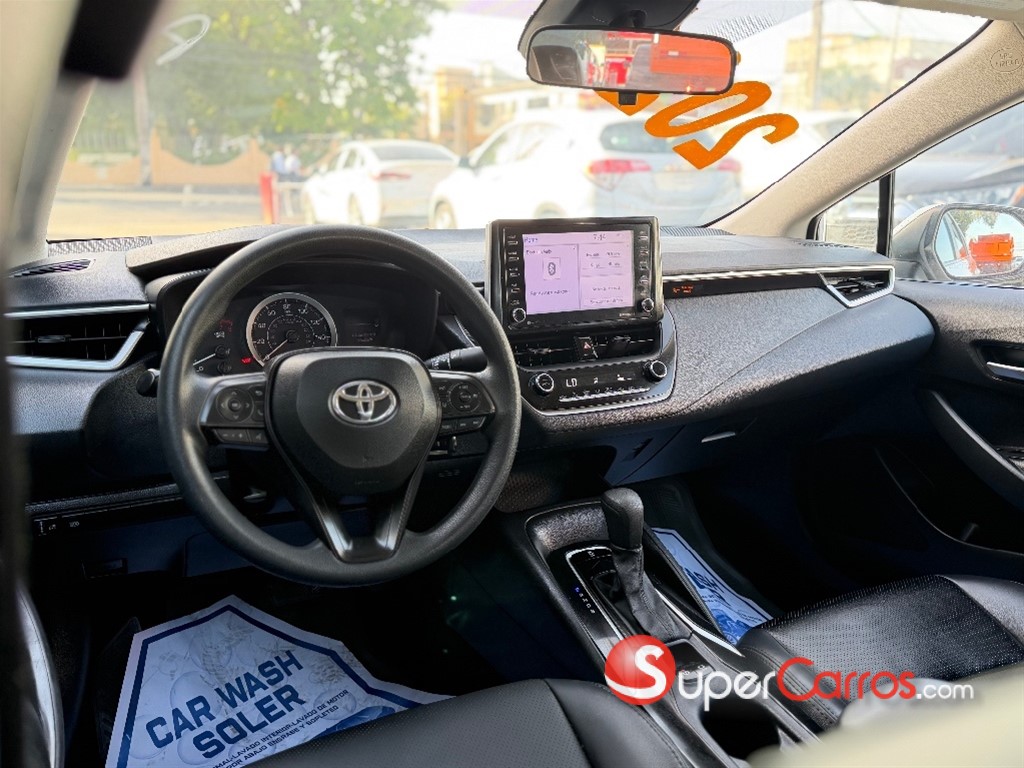 2021 Toyota Corolla LE — foto 10 / 12