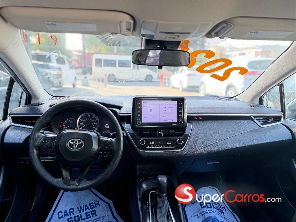 2021 Toyota Corolla LE — foto 11 / 12