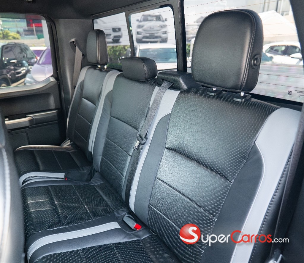 2019 Ford F 150 Raptor — foto 7 / 11