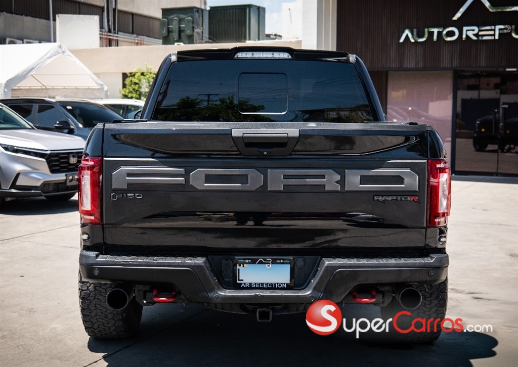 2019 Ford F 150 Raptor — foto 9 / 11