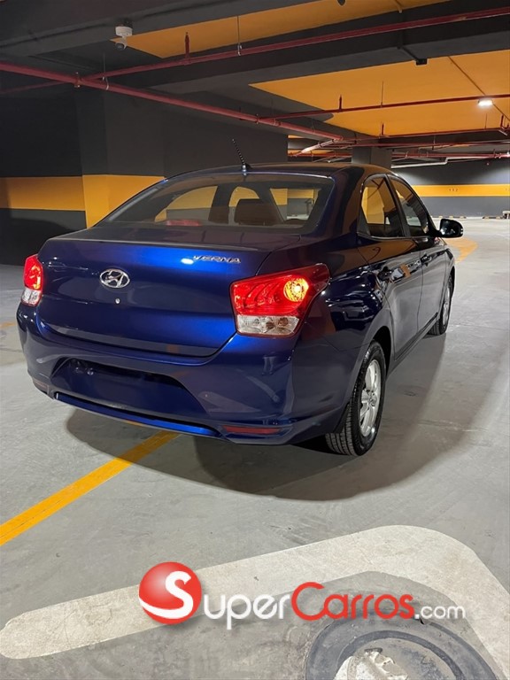 2022 Hyundai Verna — foto 5 / 12