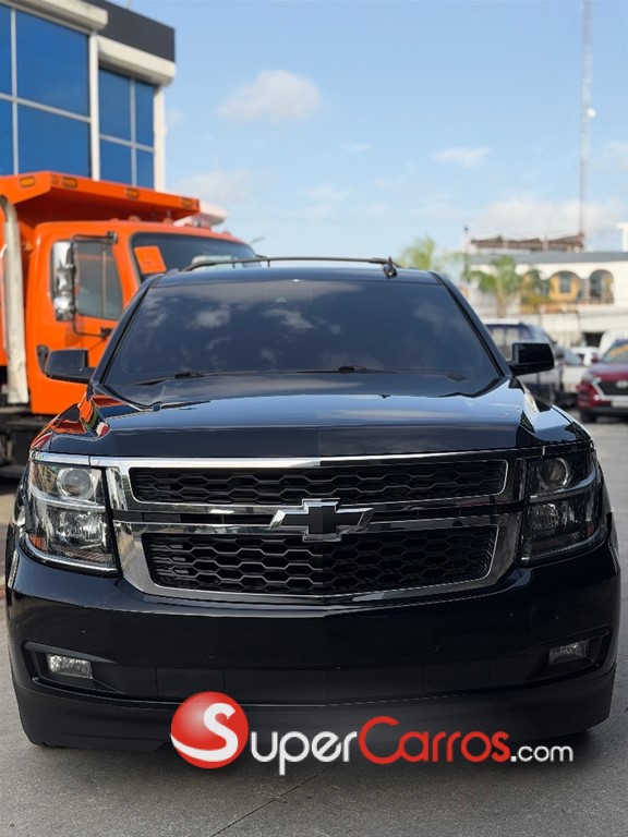 2019 Chevrolet Tahoe LT — foto 3 / 12
