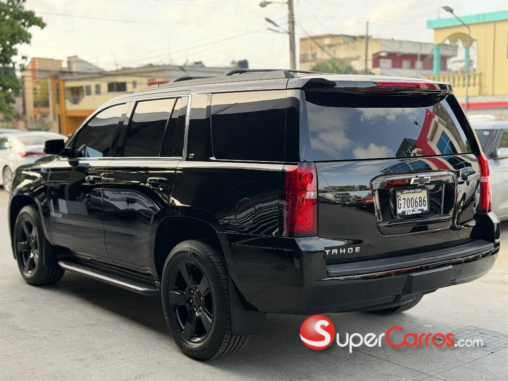 2019 Chevrolet Tahoe LT — foto 5 / 12