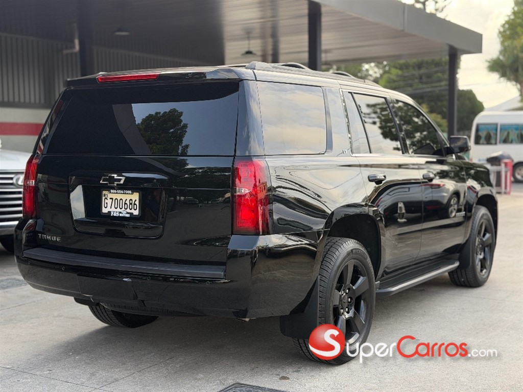 2019 Chevrolet Tahoe LT — foto 7 / 12