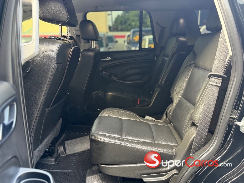 2019 Chevrolet Tahoe LT — foto 9 / 12