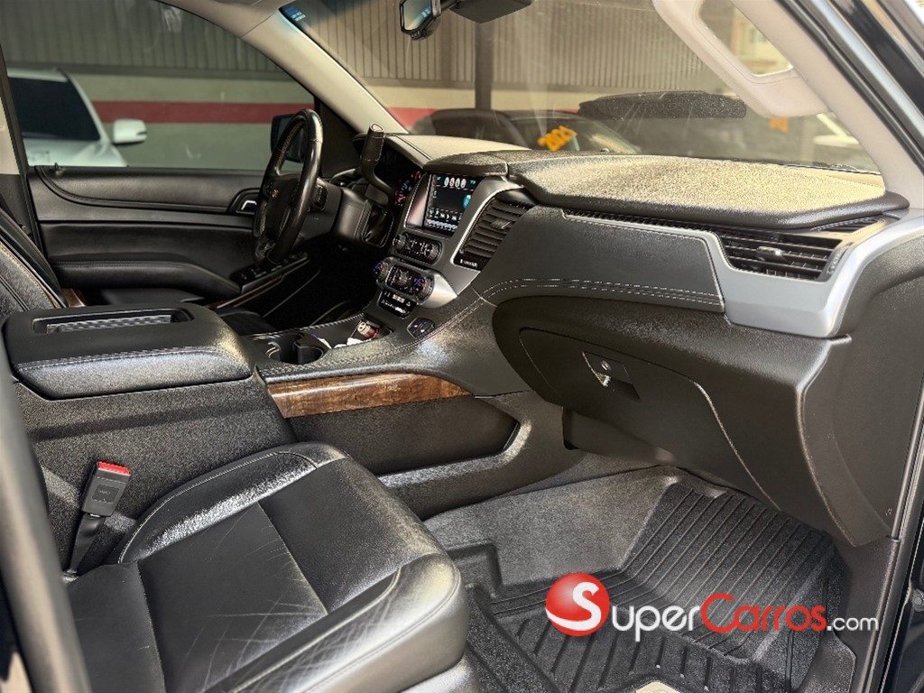2019 Chevrolet Tahoe LT — foto 11 / 12