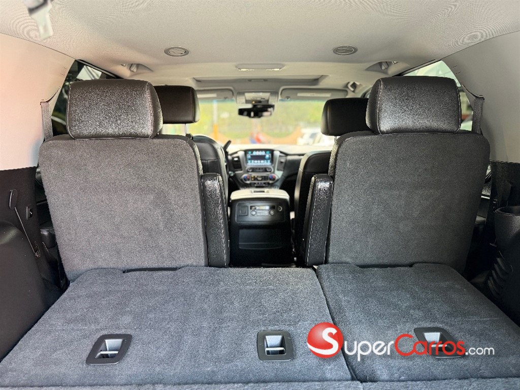 2019 Chevrolet Tahoe LT — foto 12 / 12