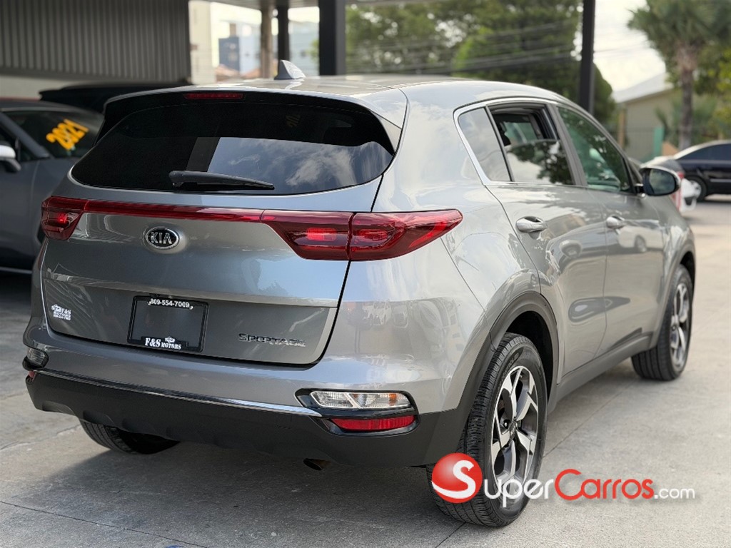 2020 Kia Sportage LX — foto 7 / 12