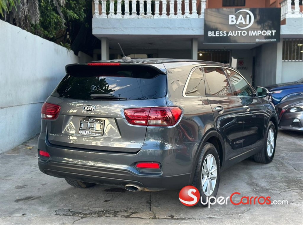 2020 Kia Sorento — foto 4 / 12