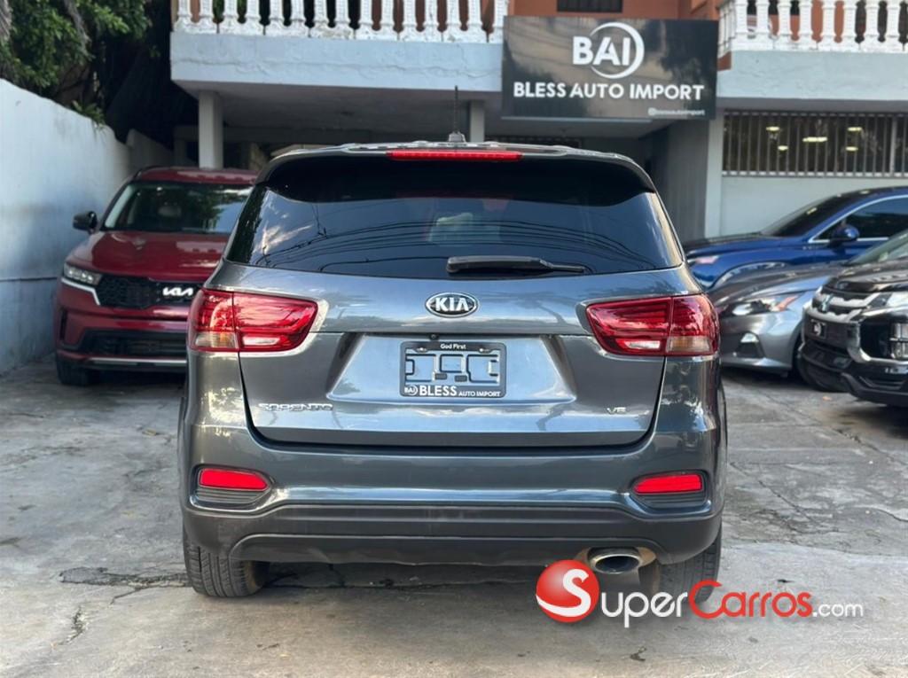 2020 Kia Sorento — foto 5 / 12