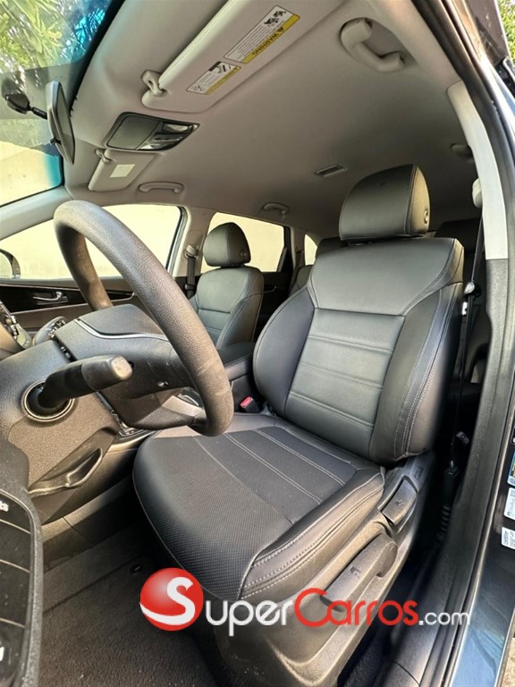 2020 Kia Sorento — foto 8 / 12