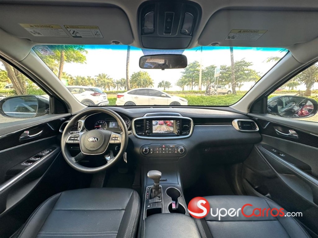 2020 Kia Sorento — foto 11 / 12