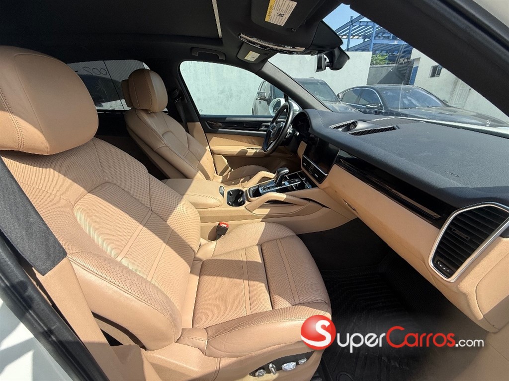 2021 Porsche Cayenne — foto 8 / 9