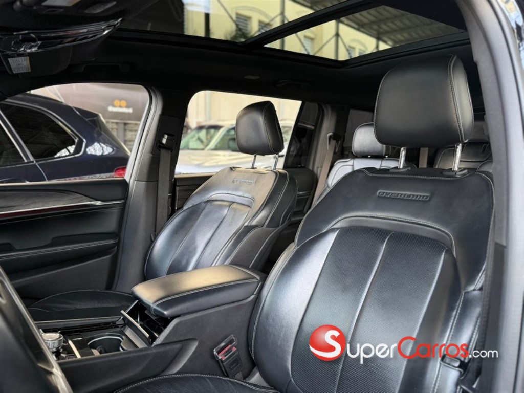 2021 Jeep Grand Cherokee L Overland — foto 4 / 9