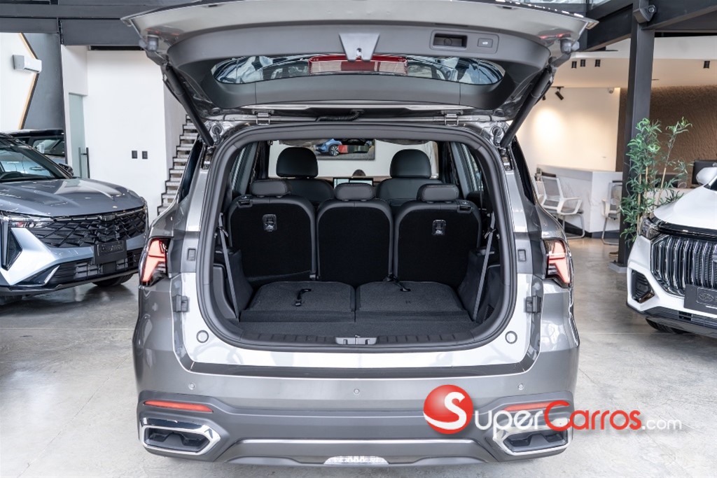 2027 Geely Okavango GF — foto 12 / 12