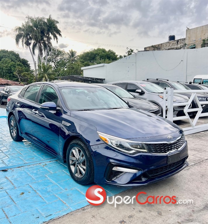 2020 Kia Optima FE — foto 3 / 12