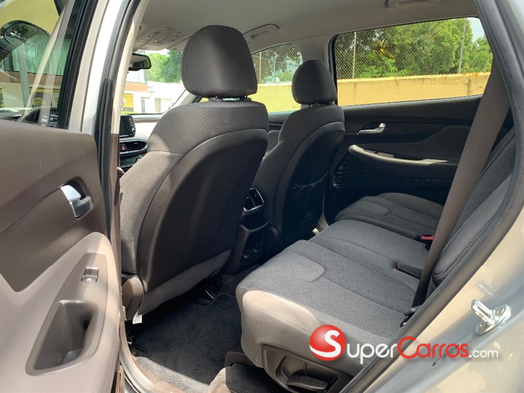 2020 Hyundai Santa Fe SEL — foto 5 / 9