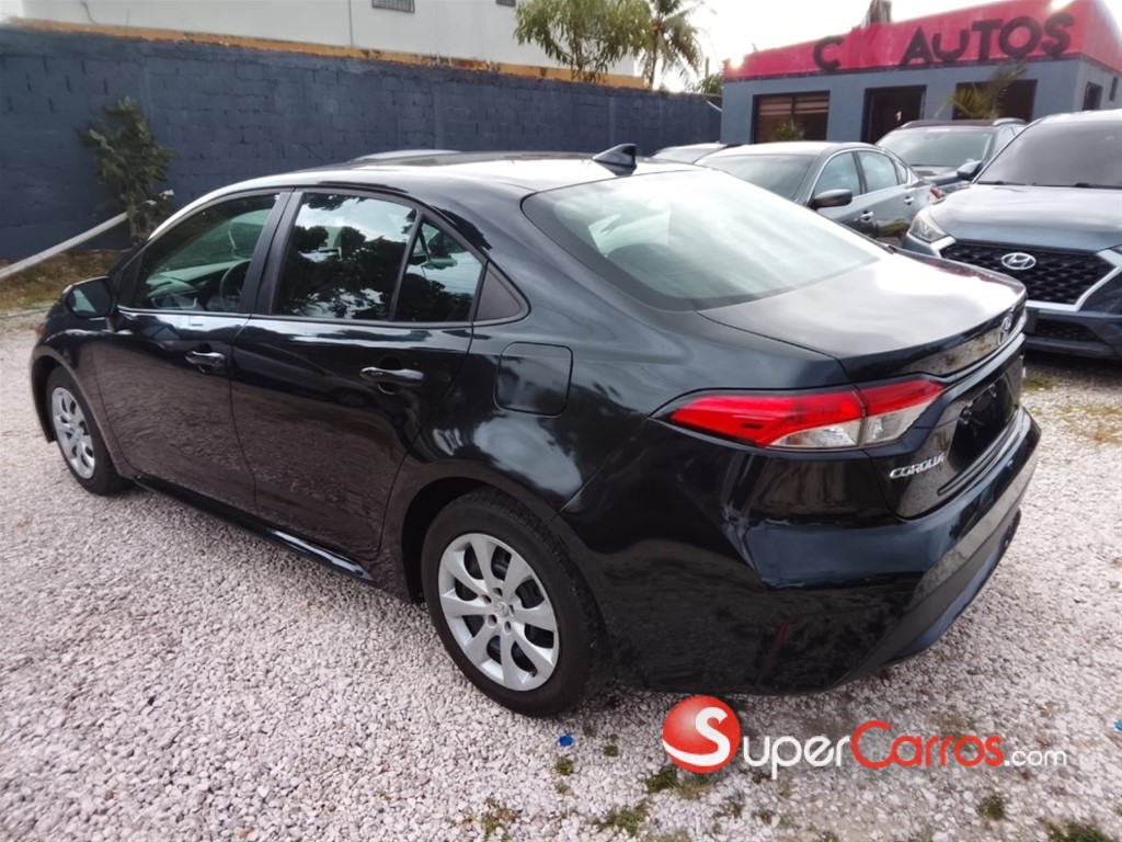 2020 Toyota Corolla LE — foto 2 / 9