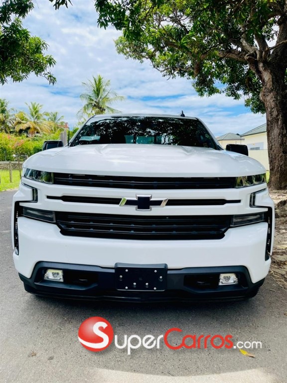 2020 Chevrolet Silverado RST — foto 10 / 12