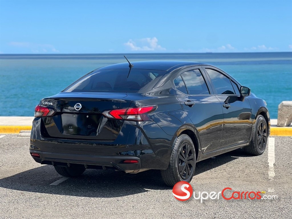 2022 Nissan Versa — foto 6 / 12
