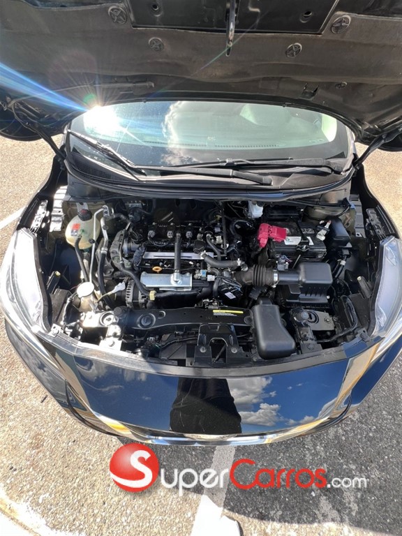 2022 Nissan Versa — foto 12 / 12