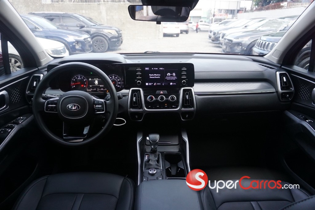 2021 Kia Sorento LX — foto 7 / 10