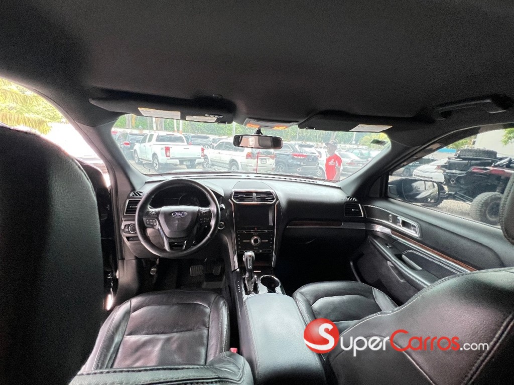 2018 Ford Explorer Limited — foto 5 / 12