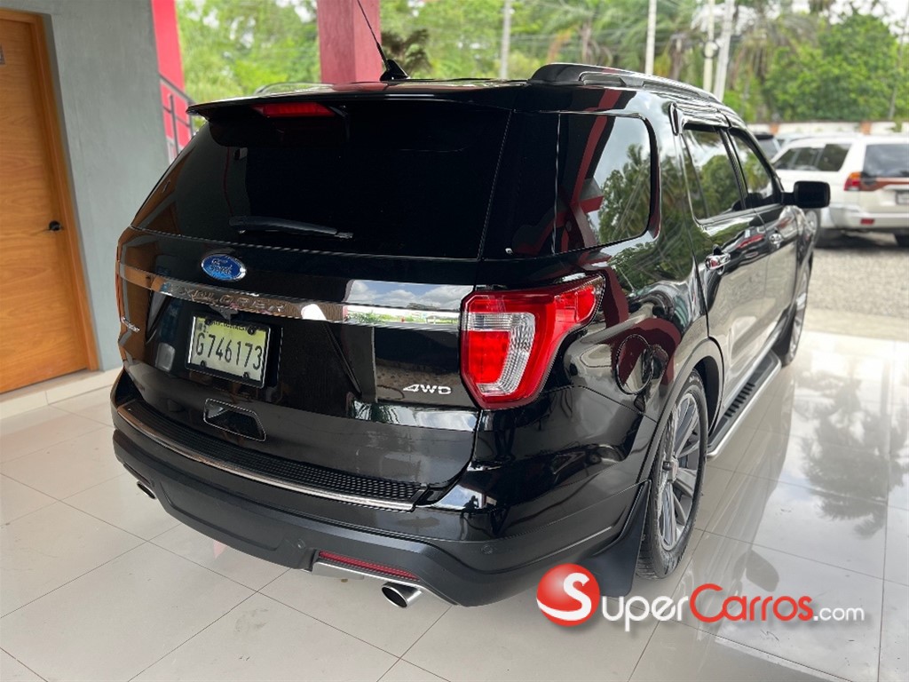 2018 Ford Explorer Limited — foto 7 / 12