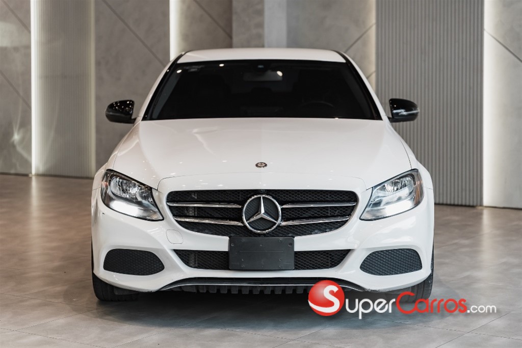 2017 Mercedes-Benz Clase C 300 — foto 2 / 12