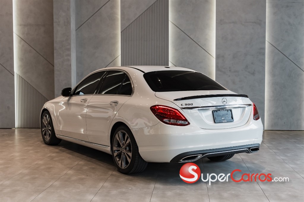 2017 Mercedes-Benz Clase C 300 — foto 4 / 12