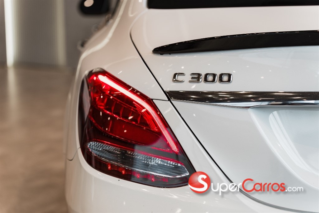 2017 Mercedes-Benz Clase C 300 — foto 6 / 12