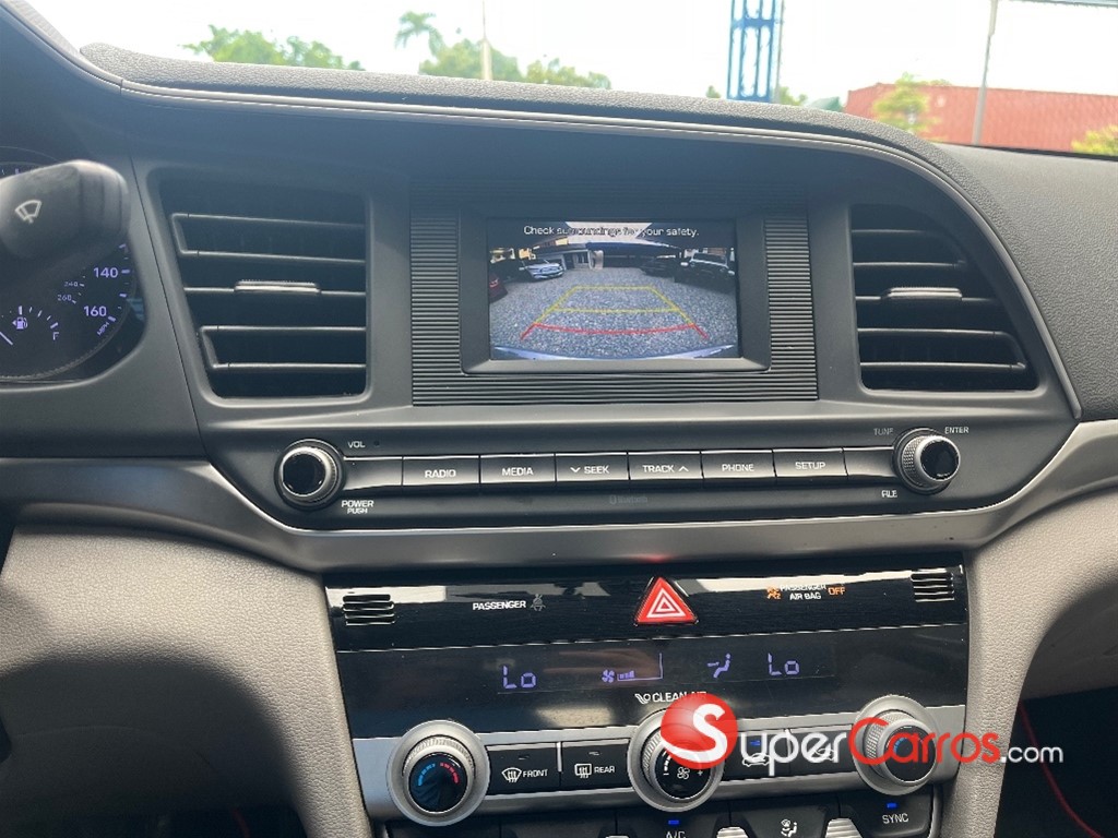 2020 Hyundai Elantra — foto 10 / 10