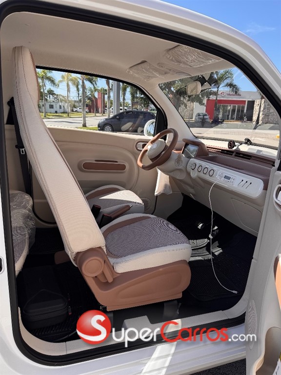 2027 Bestune Pony EV — foto 8 / 11