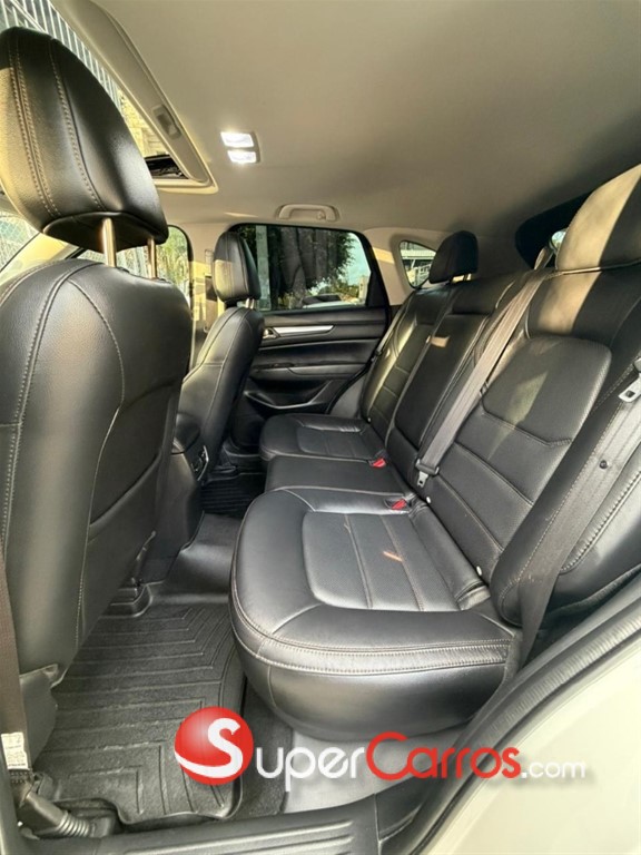 2022 Mazda CX-5 Preferred — foto 7 / 10