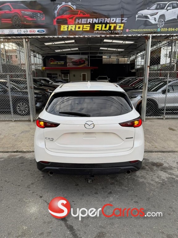 2022 Mazda CX-5 Preferred — foto 9 / 10