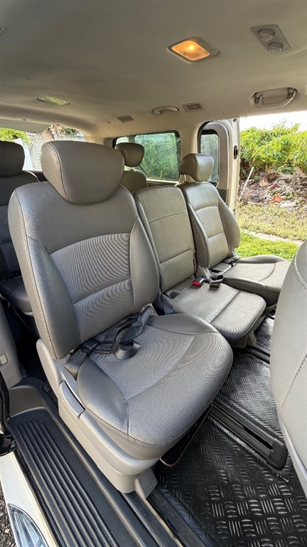 2019 Hyundai Grand Starex — foto 8 / 12