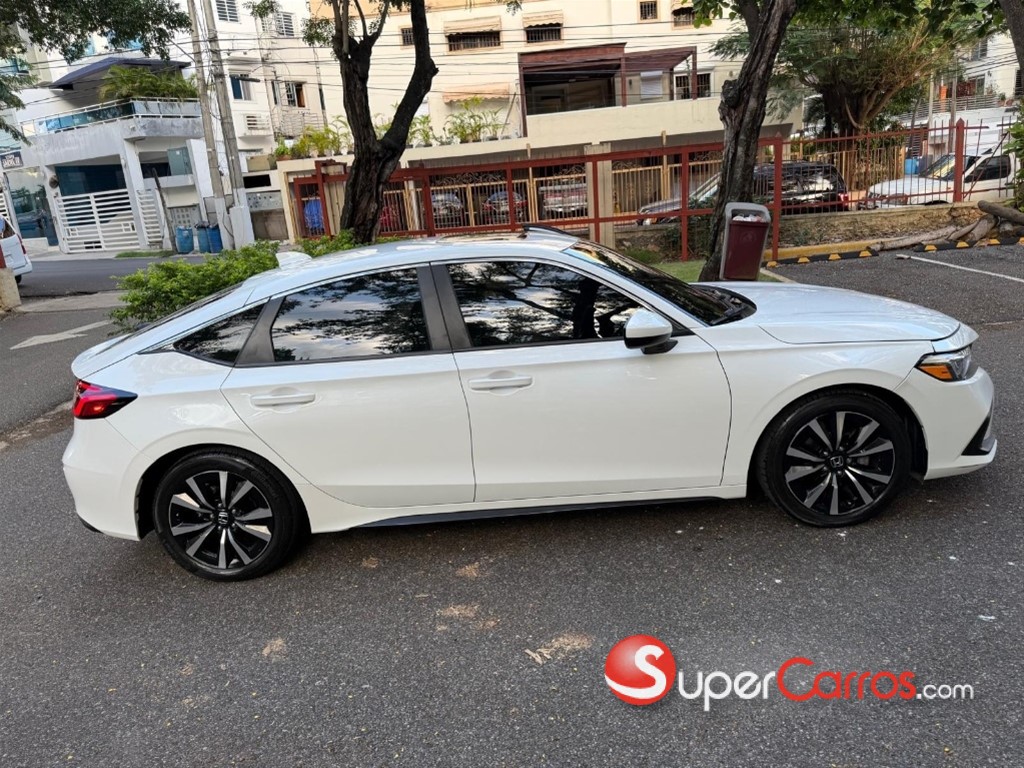 2024 Honda Civic — foto 6 / 12