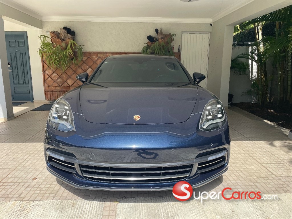 2018 Porsche Panamera — foto 2 / 9