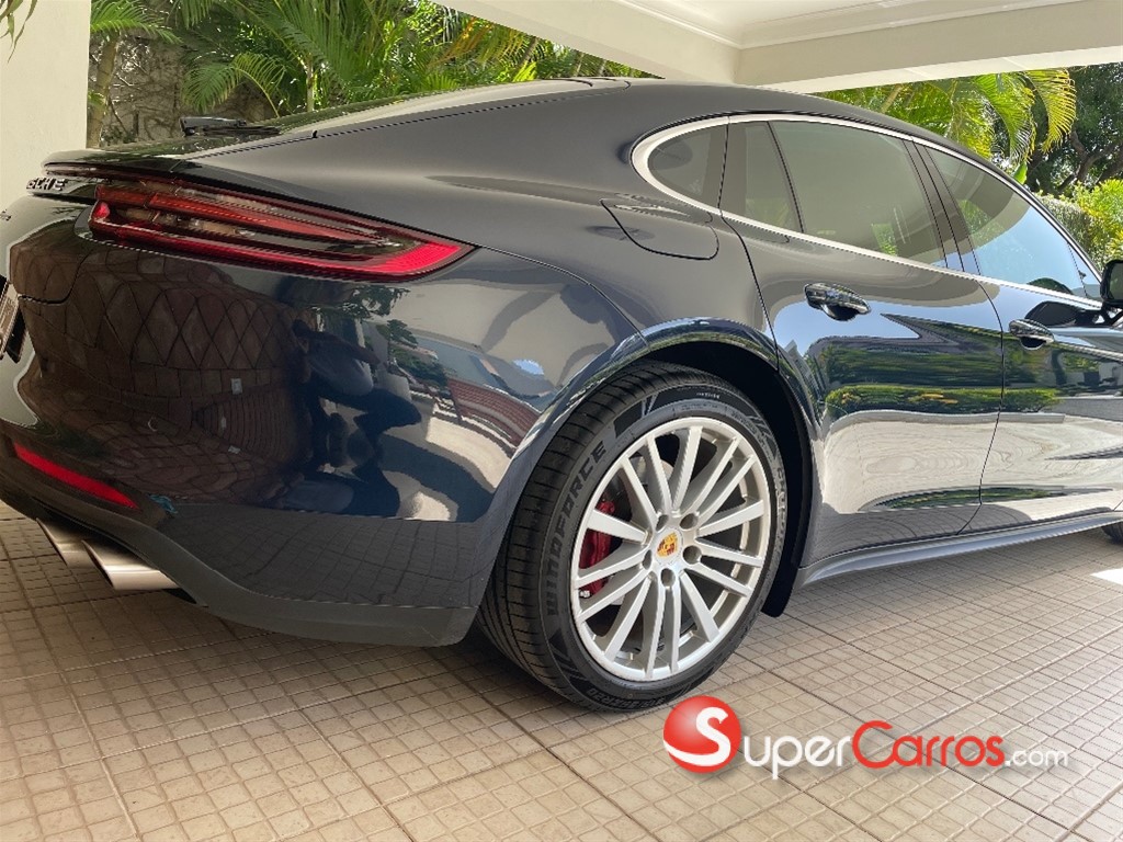 2018 Porsche Panamera — foto 4 / 9