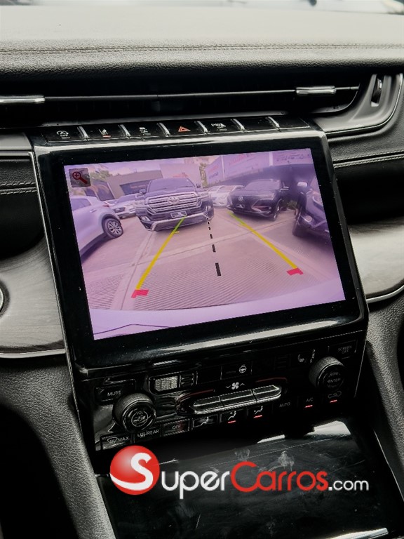2021 Jeep Grand Cherokee L Limited — foto 6 / 10