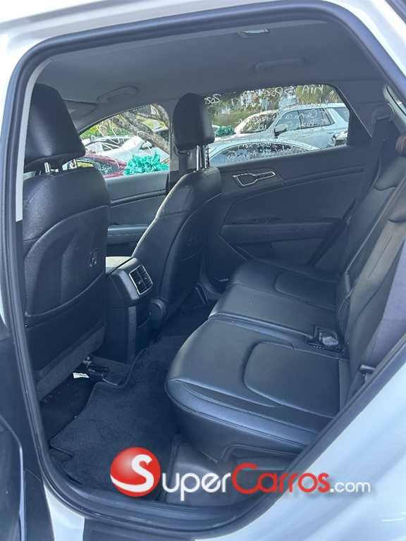 2022 Kia Sportage LX — foto 2 / 8
