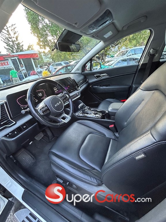 2022 Kia Sportage LX — foto 5 / 8