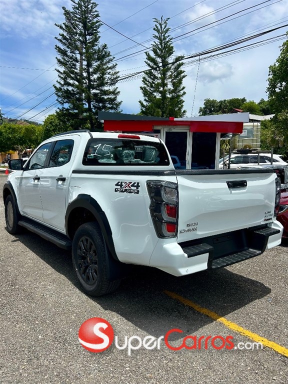 2027 Isuzu DMAX — foto 5 / 10
