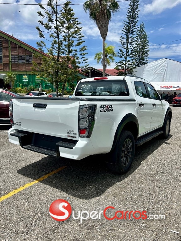 2027 Isuzu DMAX — foto 8 / 10