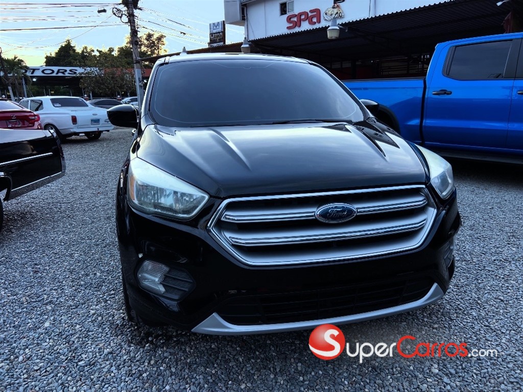 2017 Ford Escape SE Ecoboost — foto 8 / 9