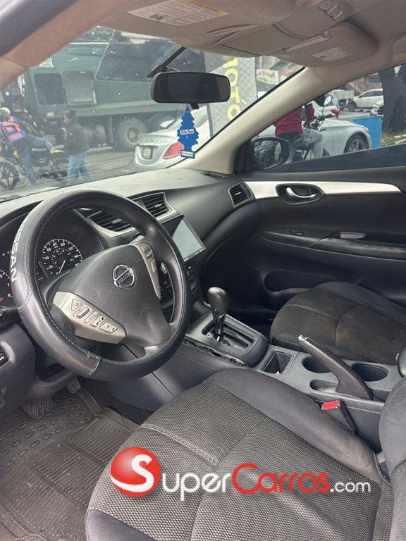 2017 Nissan Sentra SV — foto 3 / 7