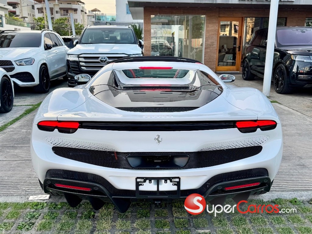 2026 Ferrari 296 GTS — foto 11 / 12
