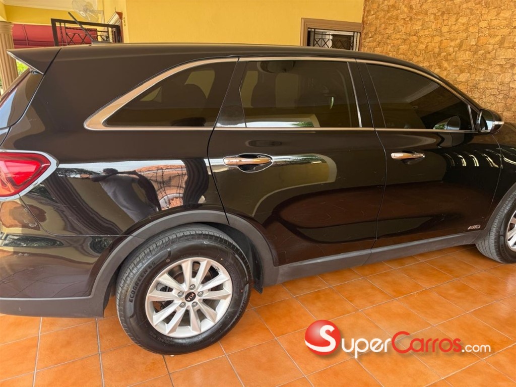 2020 Kia Sorento LX — foto 10 / 12