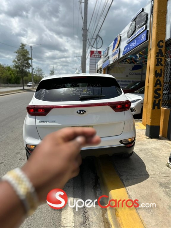 2021 Kia Sportage LX — foto 4 / 11